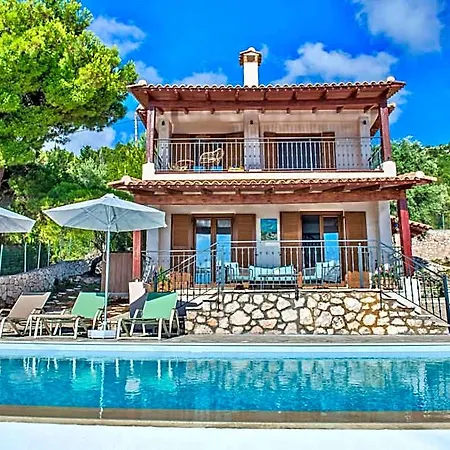 Agapi Hotel 4*